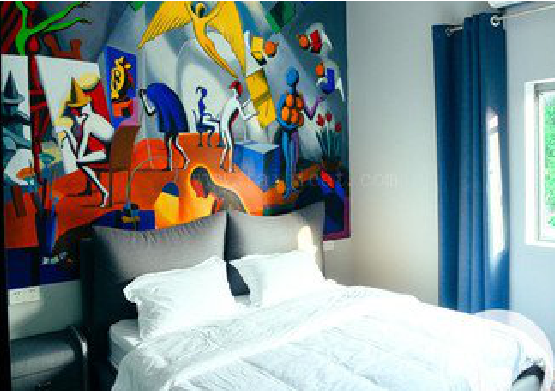 天门对于酒店的墙体彩绘而言更注重哪些方面？